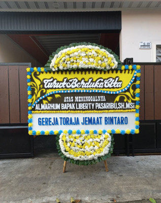 Papan Bunga Duka di Ingin Jaya